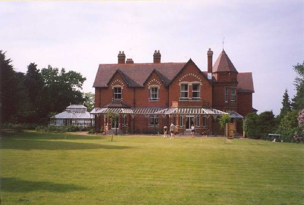 Sunnycroft near Wellington