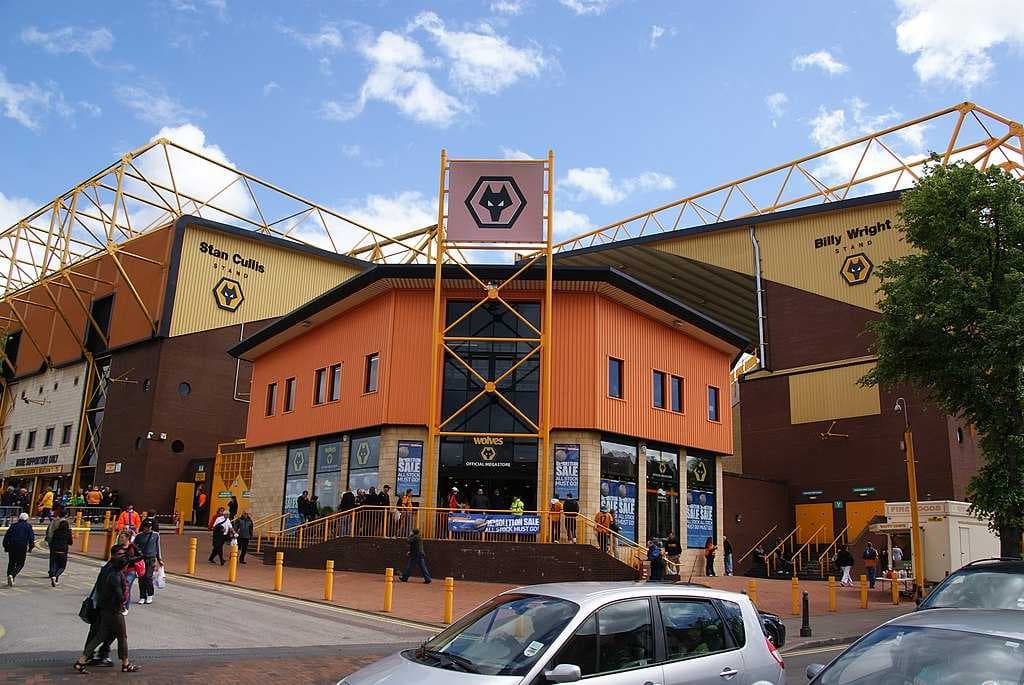 Wolverhampton travel image