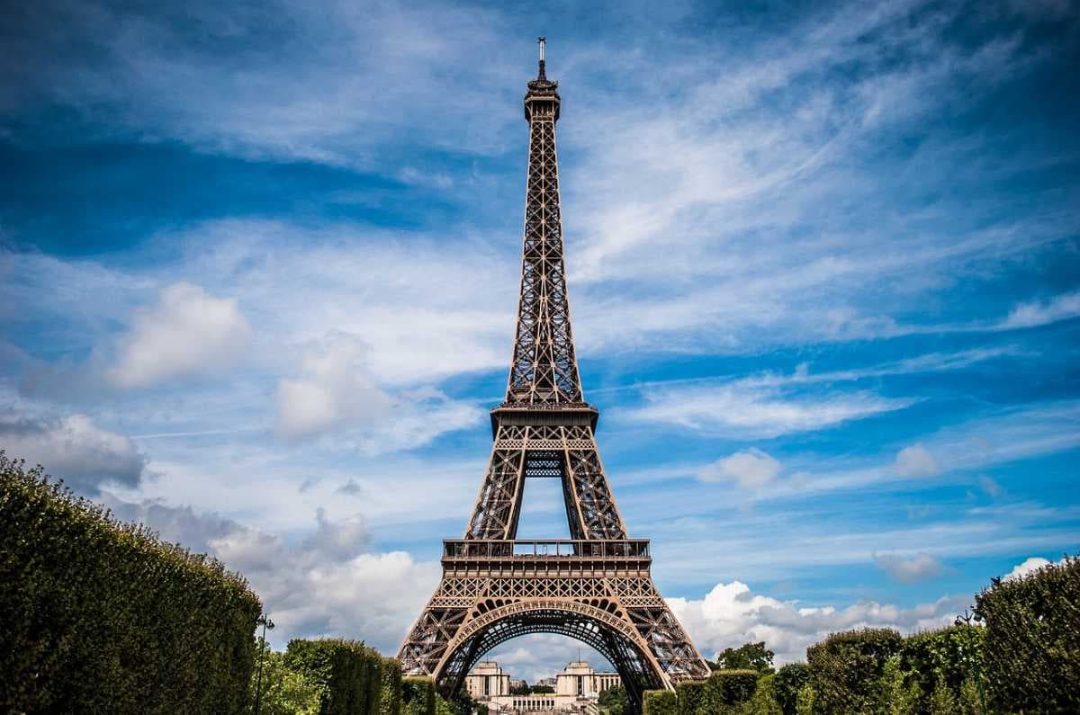Eiffel Tower travel image