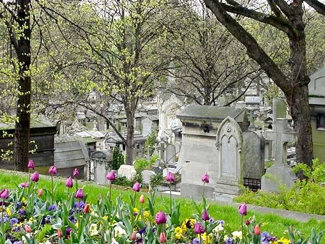 Père Lachaise Cemetery travel image