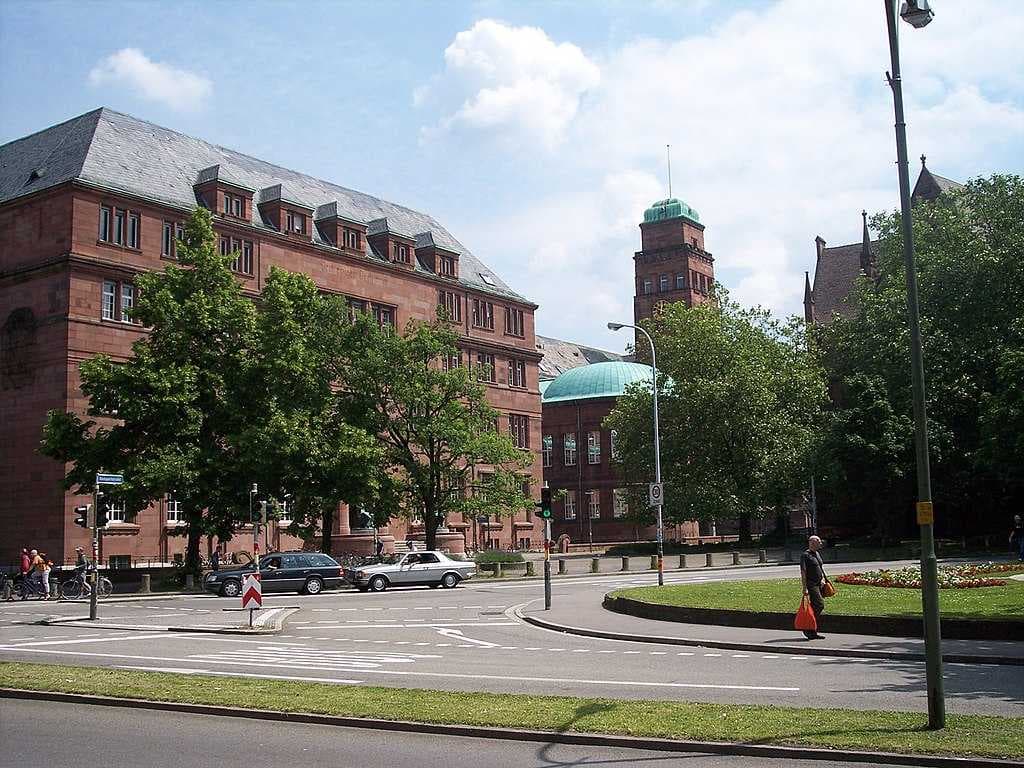 Albert-Ludwigs University