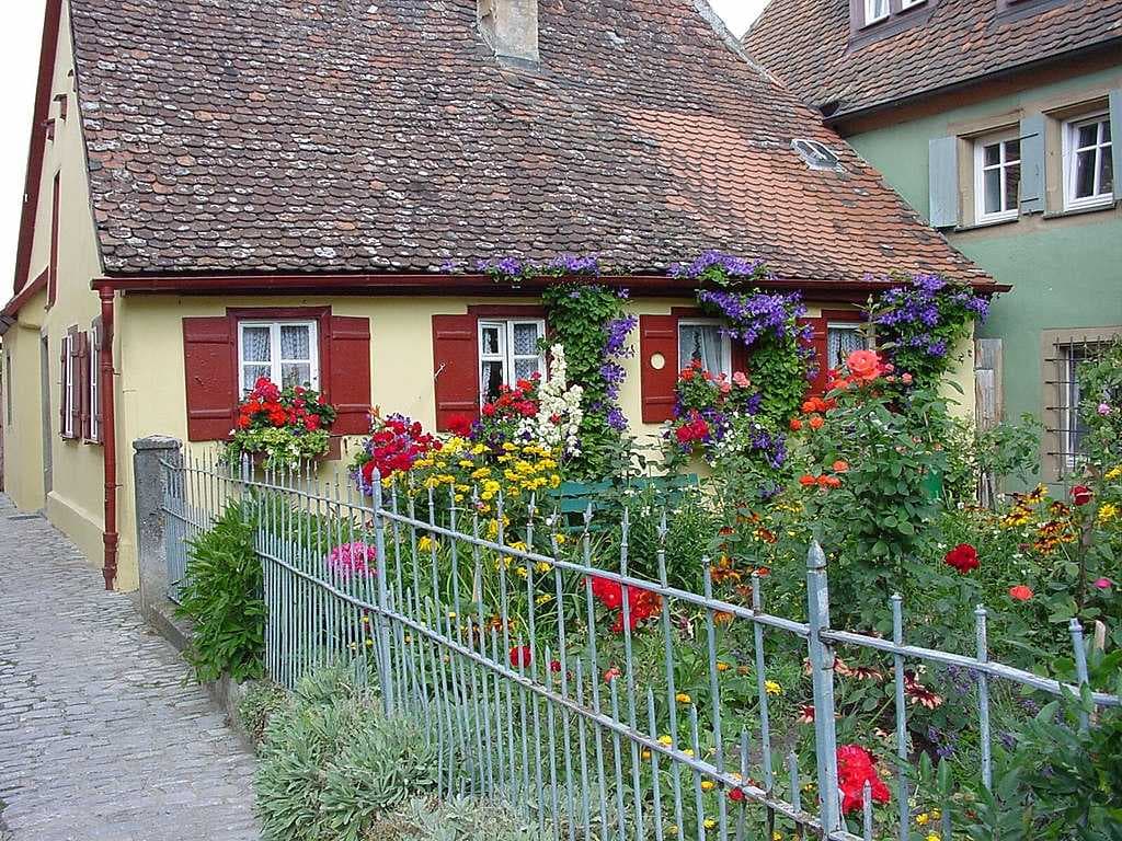 Garden in Rothenburg (2005)