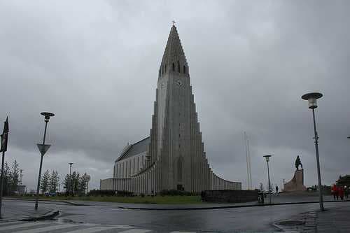 Hallgrimskirkja travel image