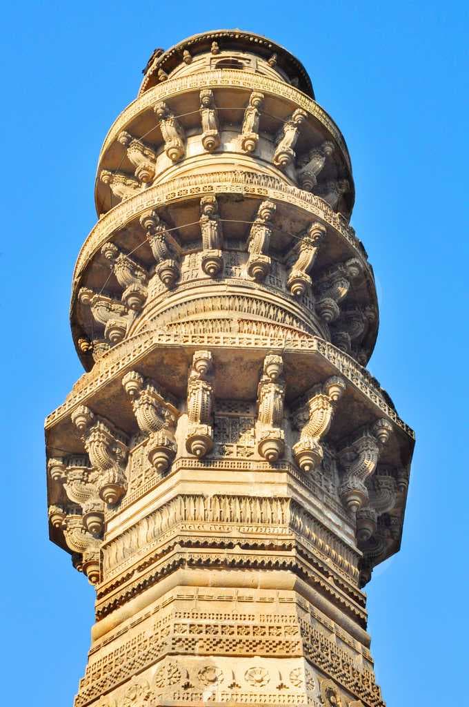 Jhulta Minar travel image