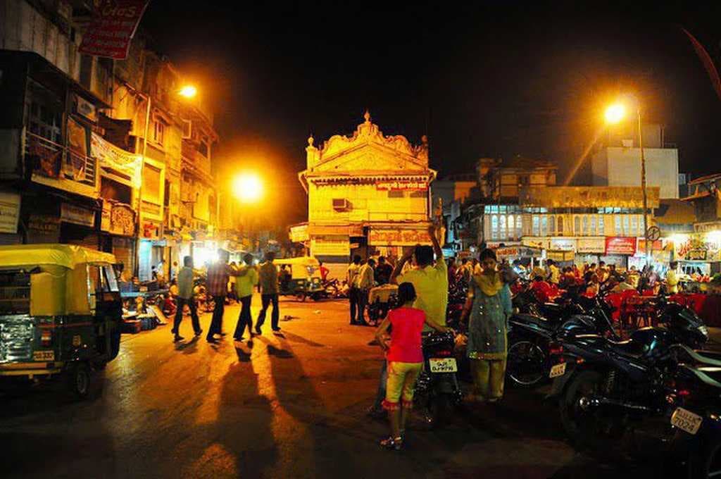 Manek Chawk travel image
