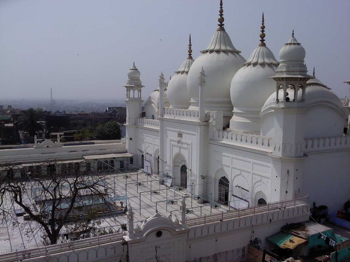 The outer view of Jama Masjid Aligarh