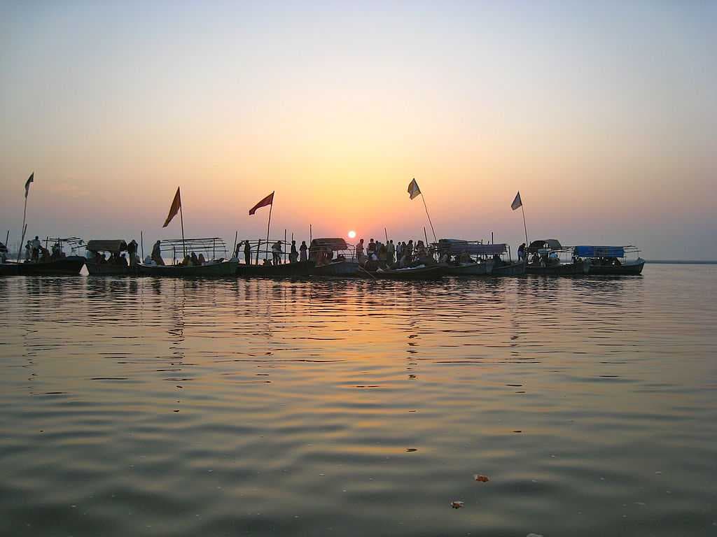Triveni Sangam travel image