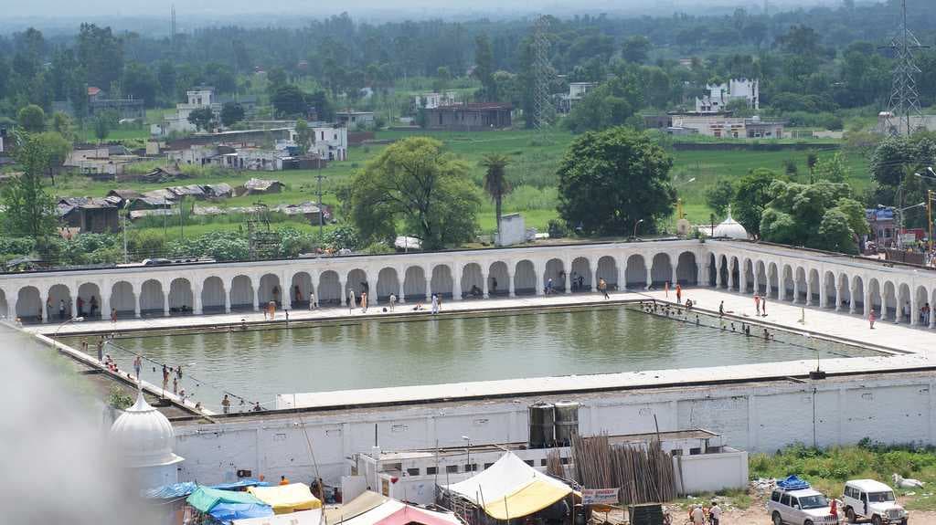 sarovar anandpur sahib