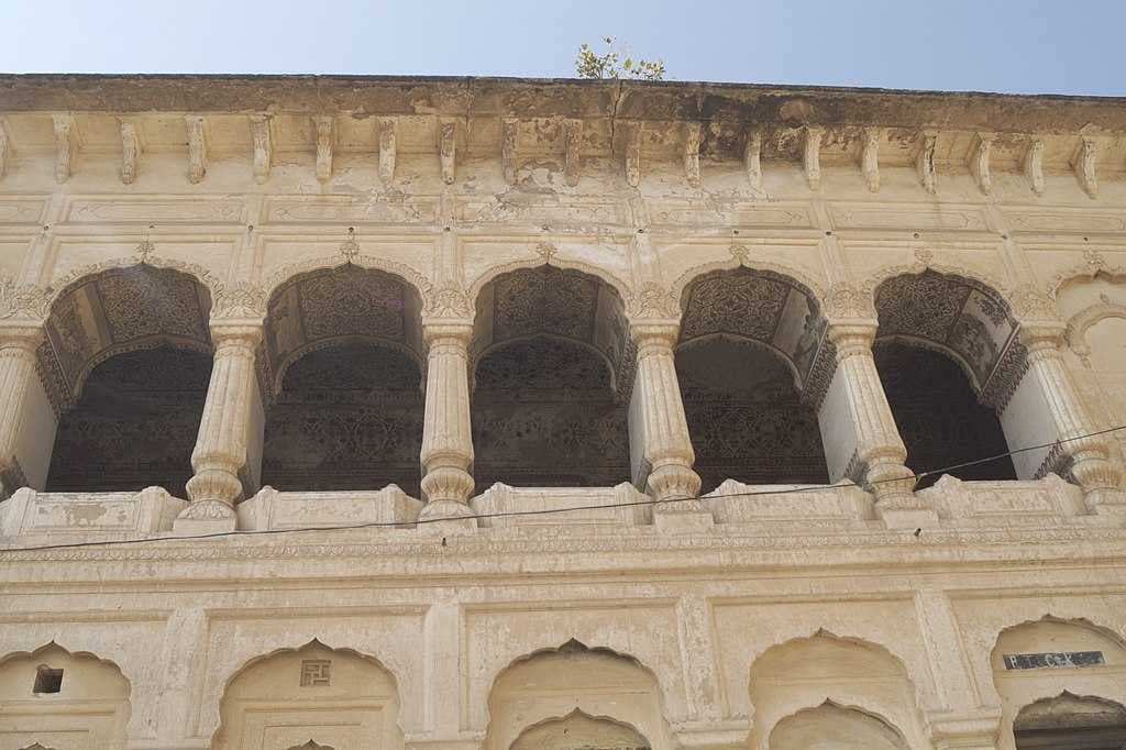 Arki Palace travel image