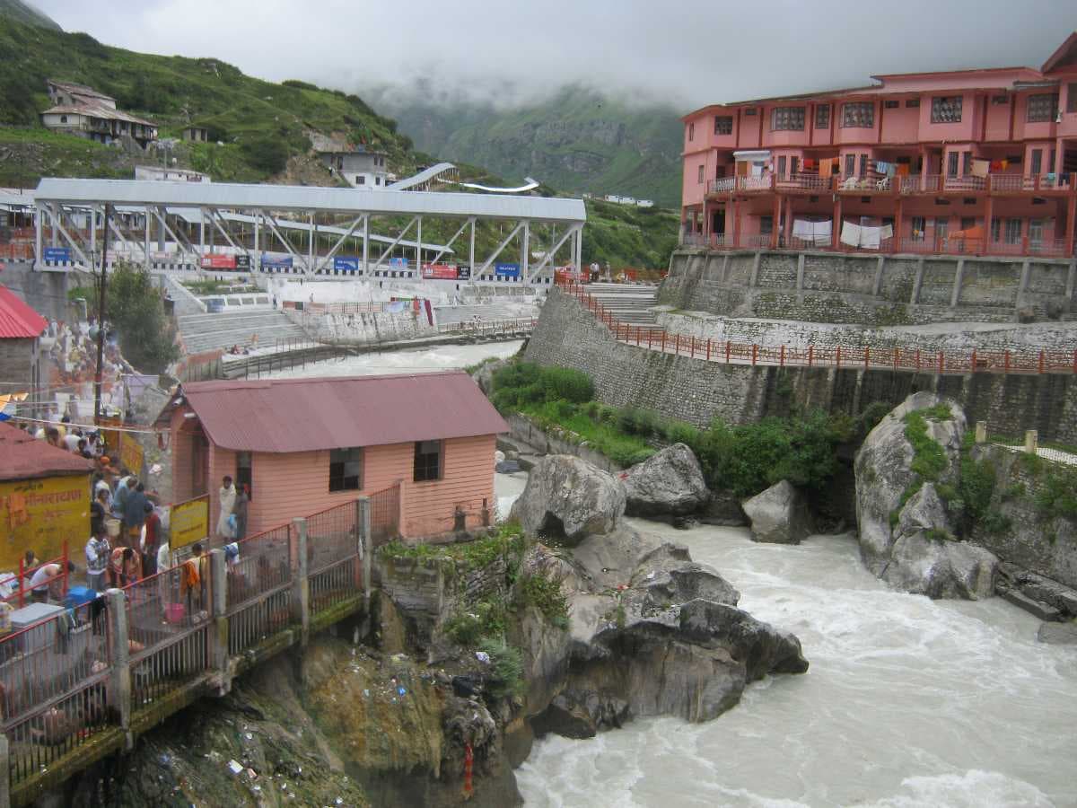 Alakananda River - Himalayan River in Badrinath