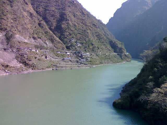 Dpak Malhotra, Awesome view of River, Mandi Kullu Manali, Rashtriya Rajmarg NH21 Himachal Pradesh, Bharat