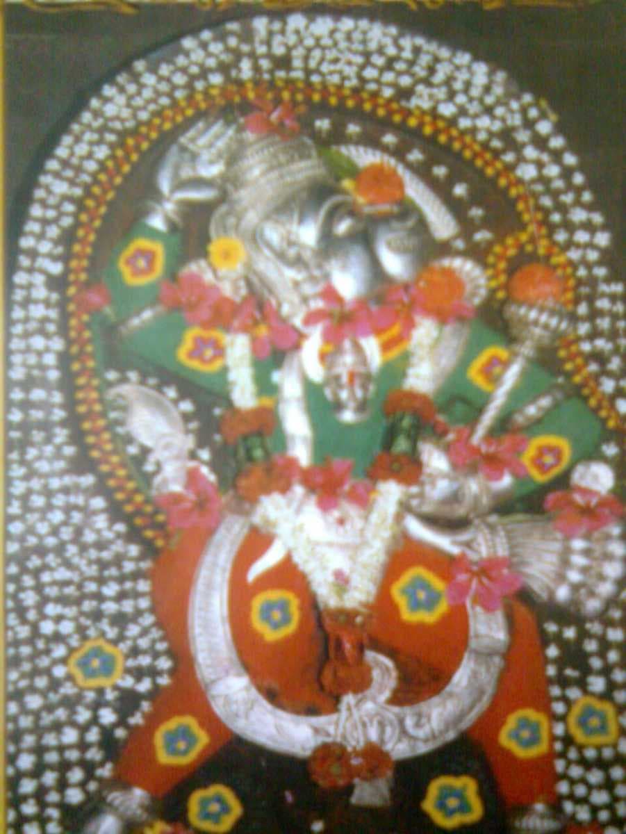 Idol of Sri Anjaneya Swamy inside Sanctum Sanctorum