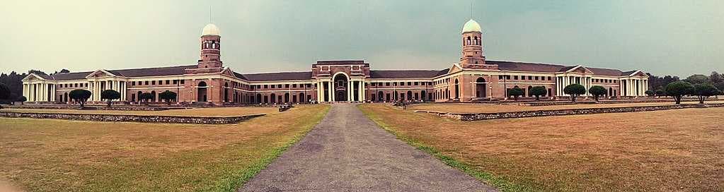 Forest Research Institute travel image