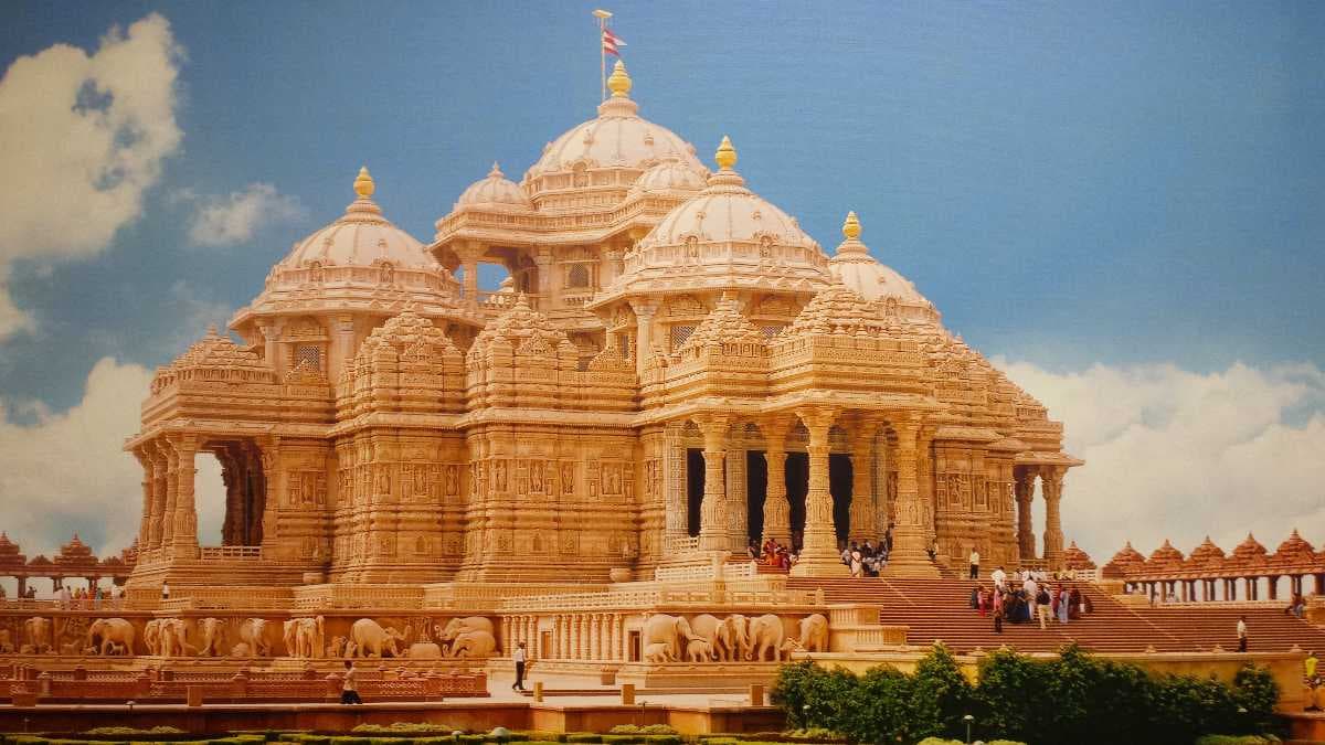 Swaminarayan Akshardham Temple - Hindu Spiritual Complex Constructed by Pramukh Swami Maharaj