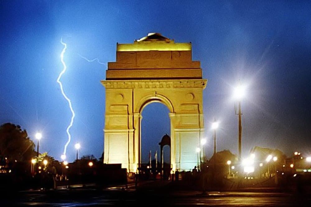 India Gate travel image