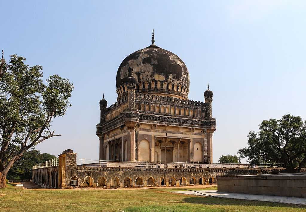 Qutub Shahi Tombs - One of the Must-Visit Place in Hyderabad