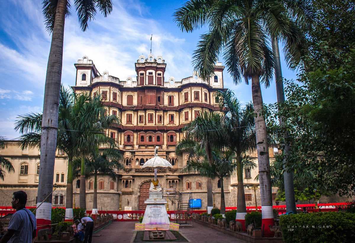 Beautfiul Architecture of Rajwada in Indore