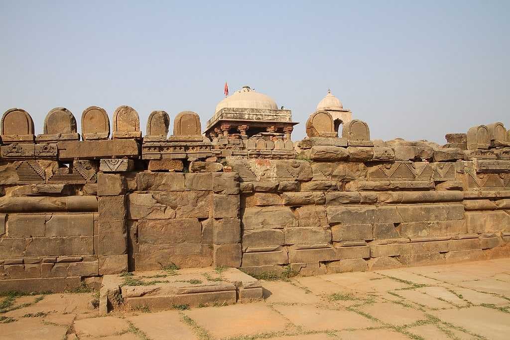 Abhaneri Stepwell travel image