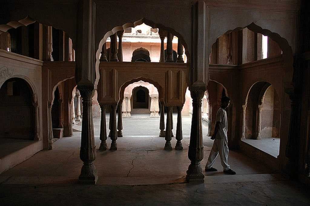 Wind Palace Architecture of Mahal