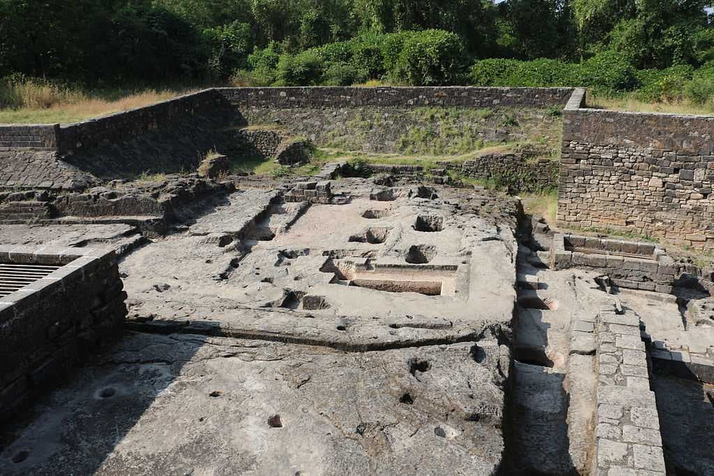 Upper floor of the Uperkot caves