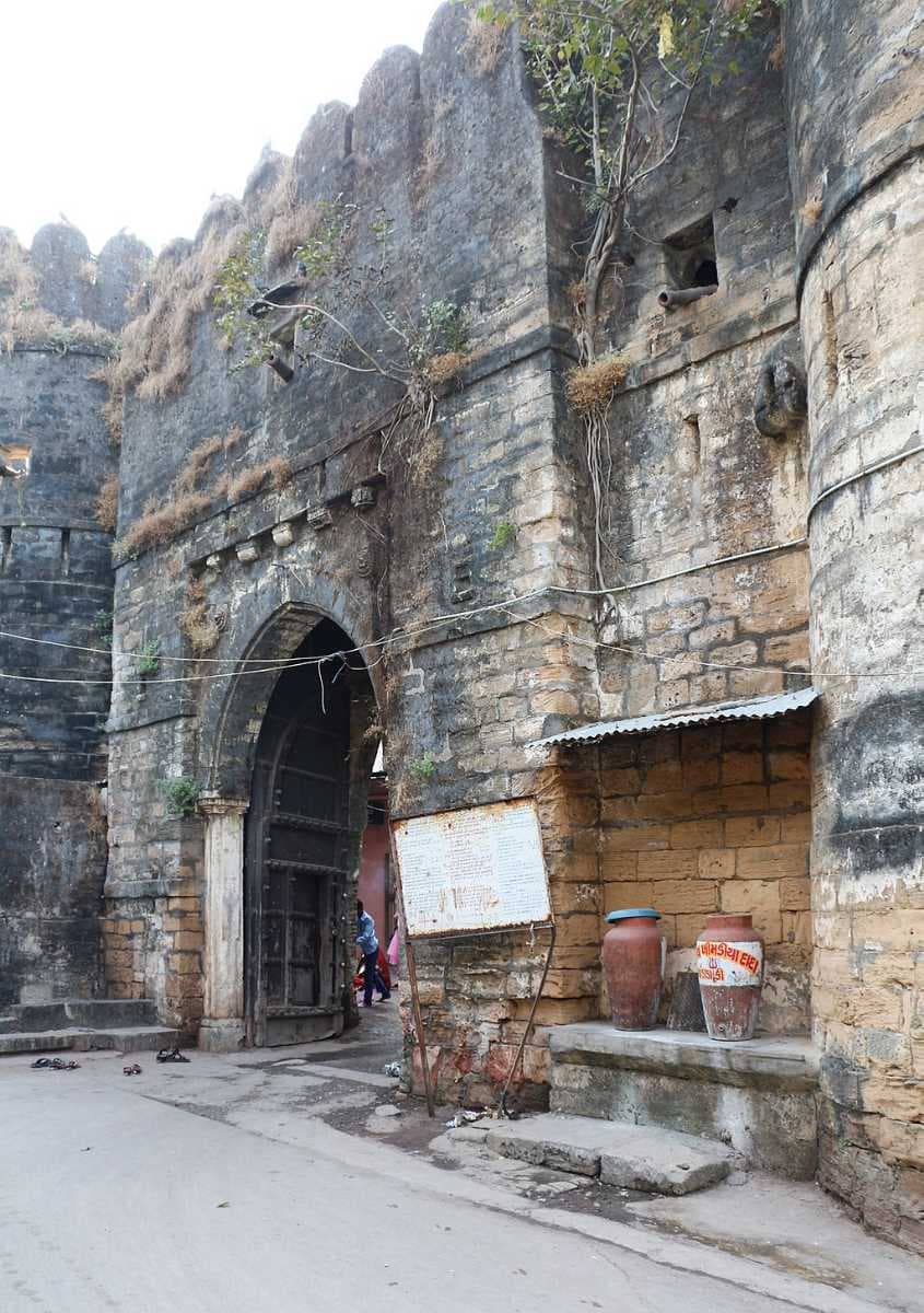Uparkot Fort travel image