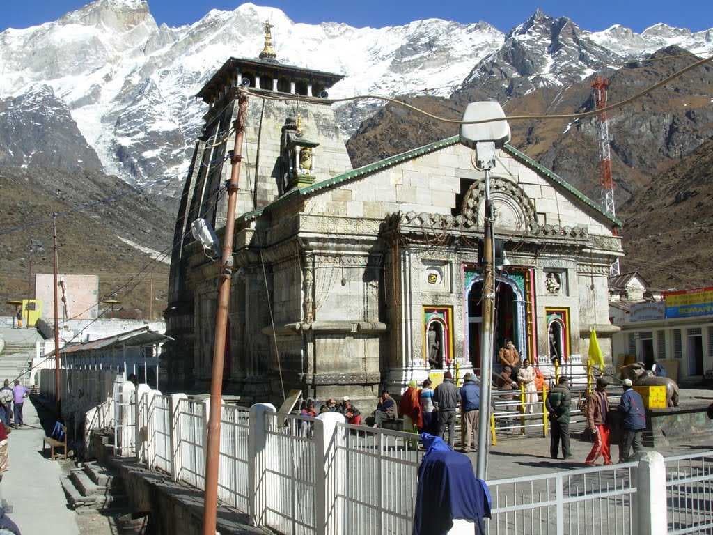 Kedarnath Temple - Famous Shrine Situated in Garhwal Himalayan range