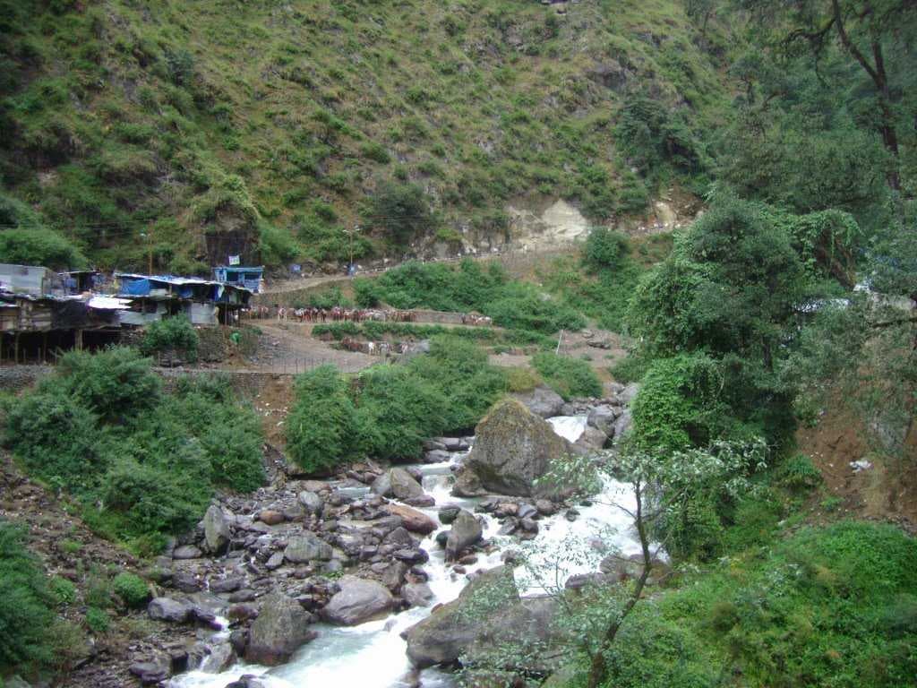 Gaurikund travel image