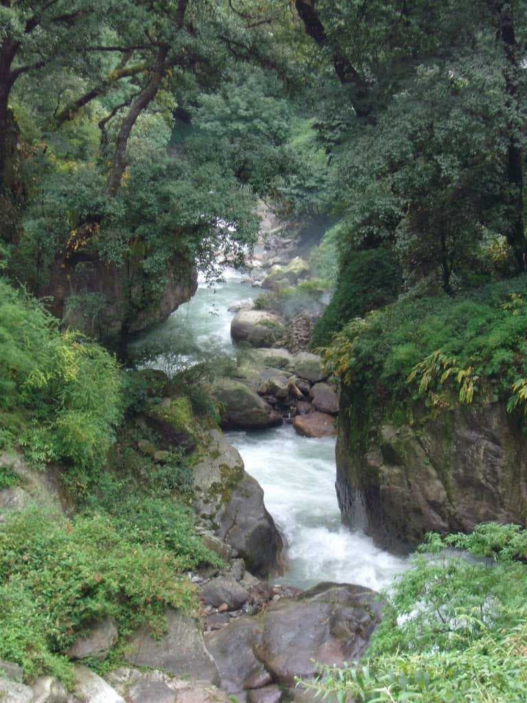 Gaurikund travel image
