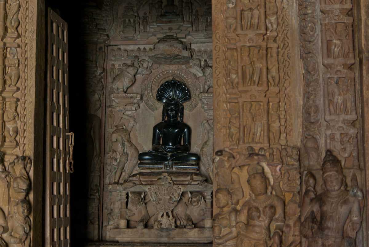 An idol of Parshwanath in Khajuraho