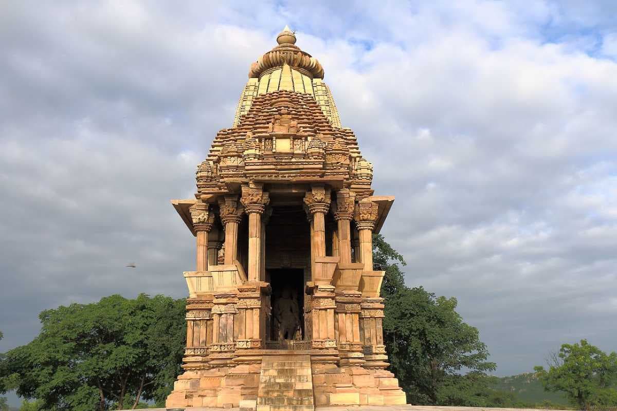 Chaturbhuj Temple, Khajuraho
