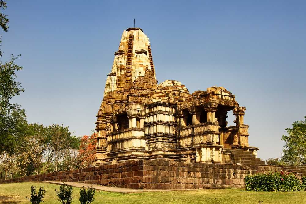 Beautiful Dulhadev Temple - Built in 10th Century