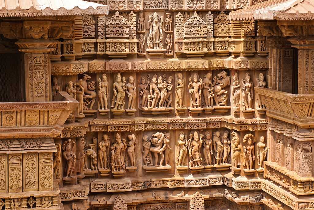 Lakshman Temple travel image