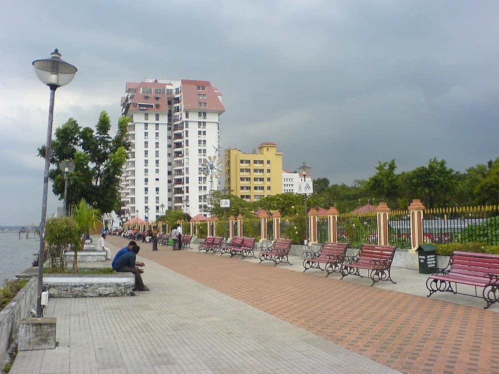 Marine Drive, Kochi travel image