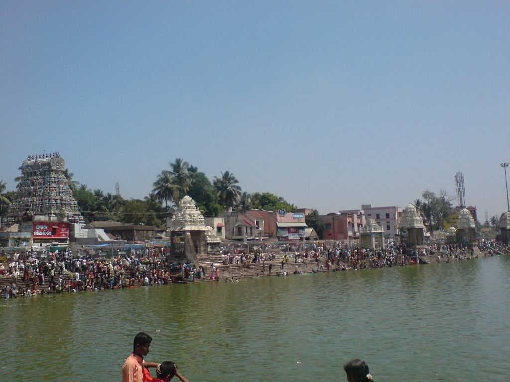 Mahamaham Tank travel image