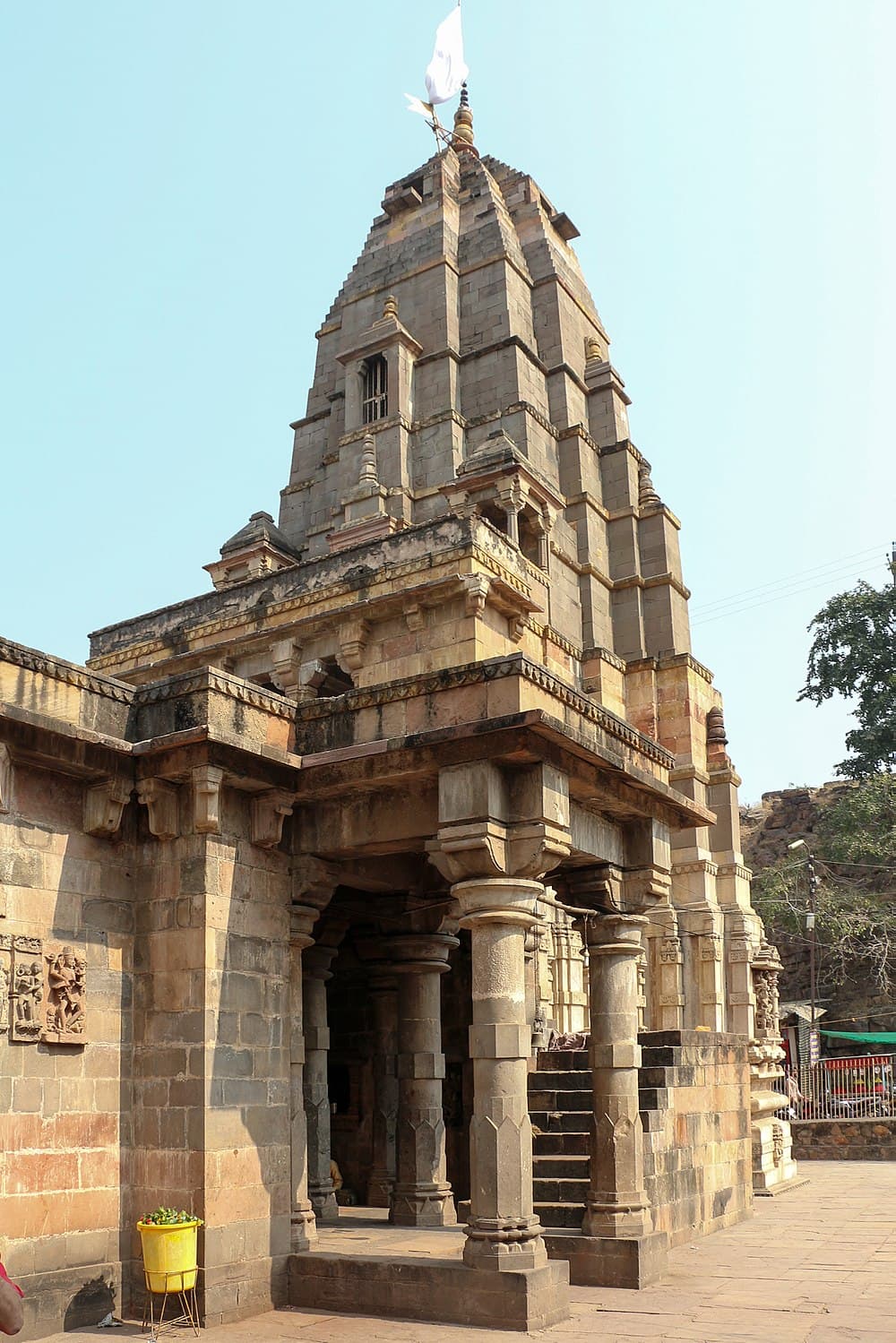 Omkareshwar Temple travel image