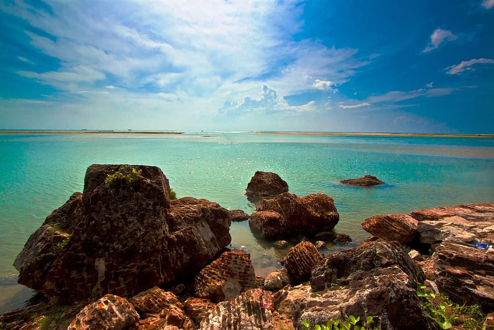 Alamparai Fort travel image