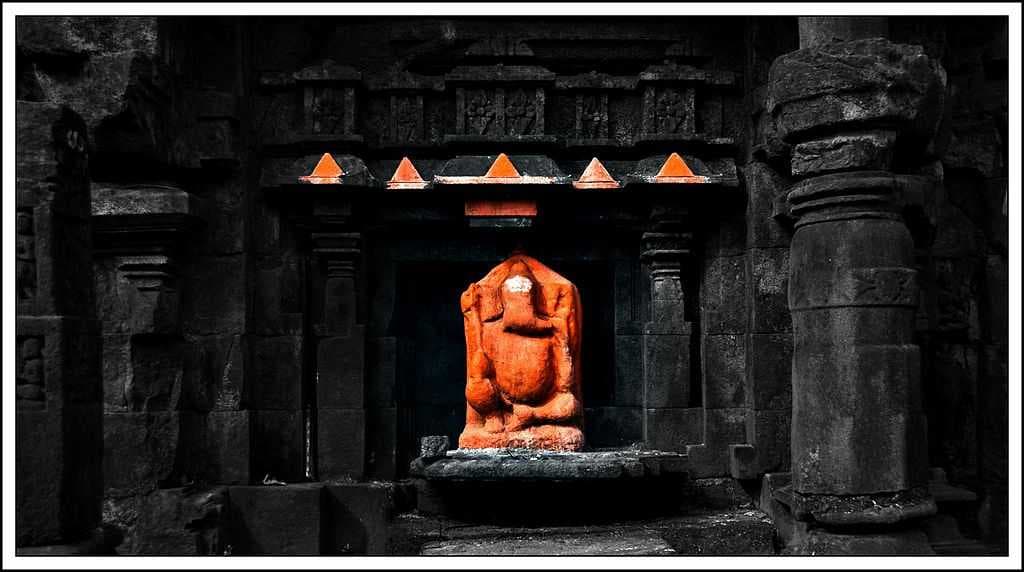 Ganapati, Harishchandreshwar Temple