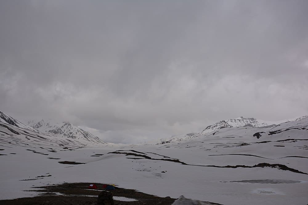 Chandratal Baralacha Trek travel image
