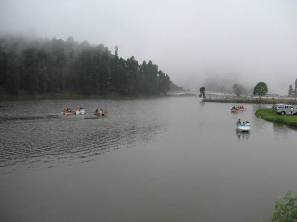 Sumendu Lake at Mirik.