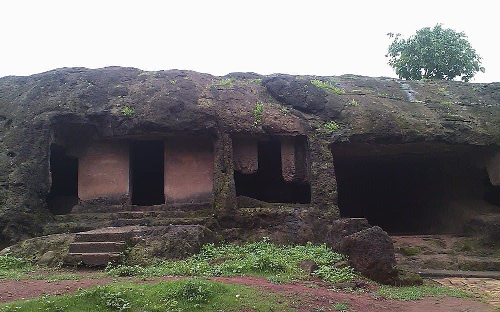 Mahakali Caves travel image