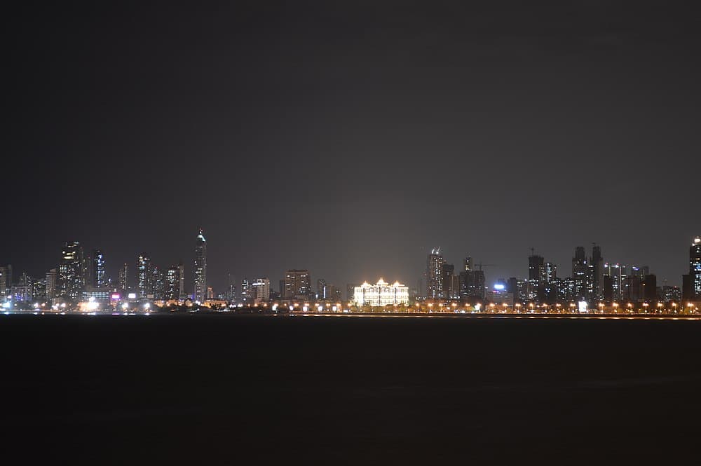 Marine Drive, Mumbai travel image