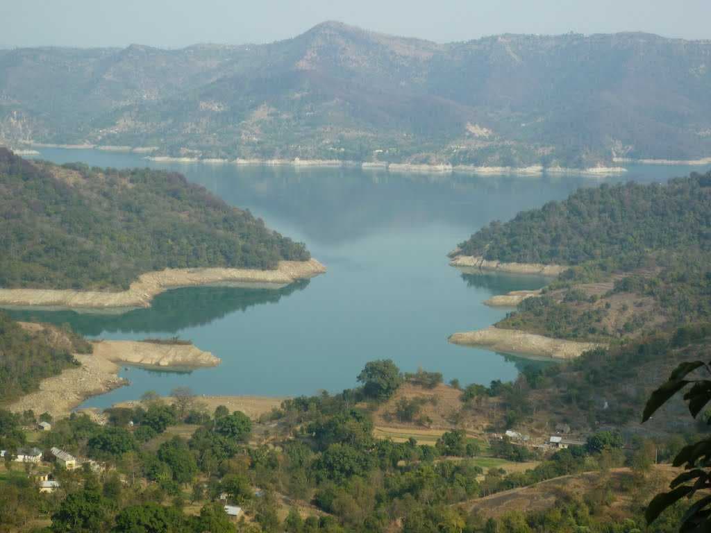 Gobind Sagar Lake