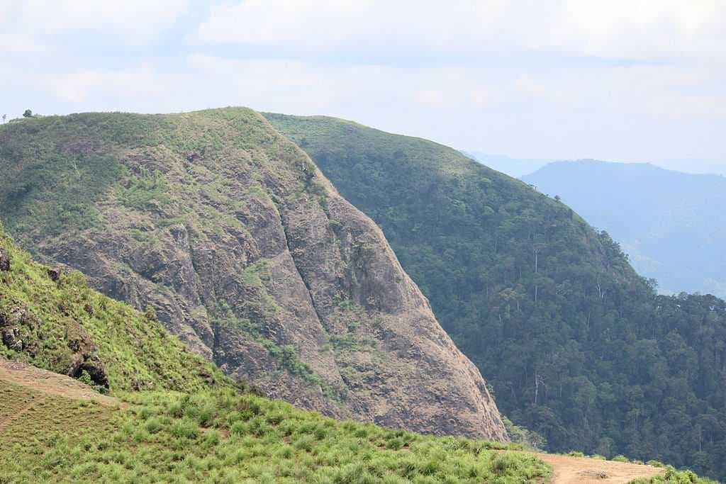 Peerumedu travel image