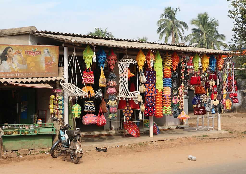 Handicraft shop in Pipili