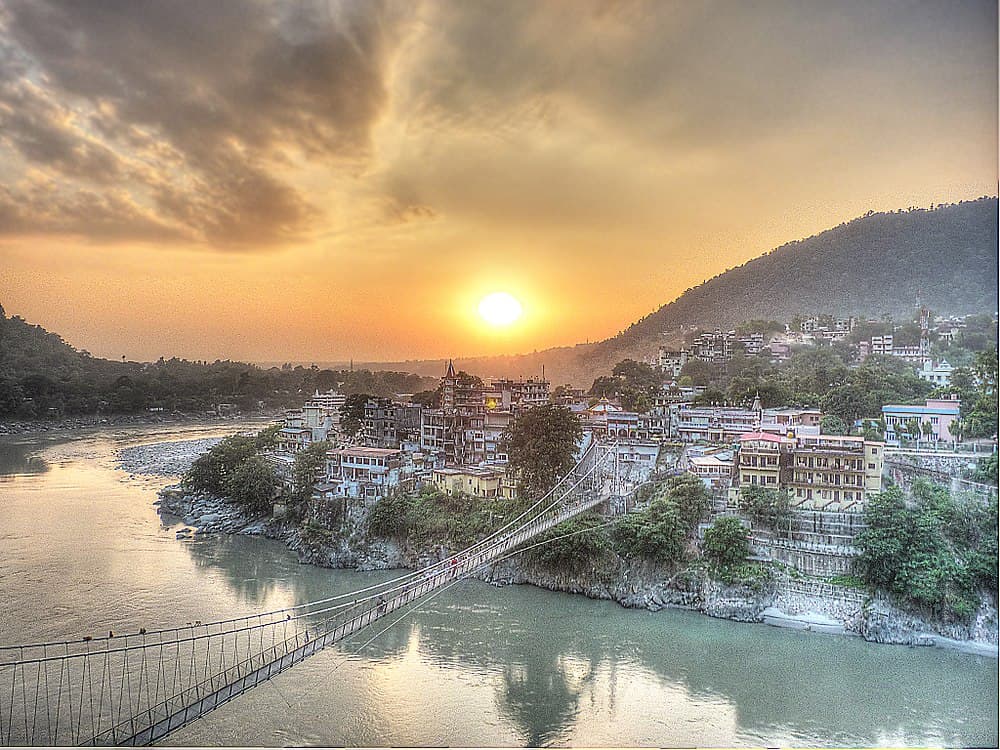 Lakshman Jhula travel image