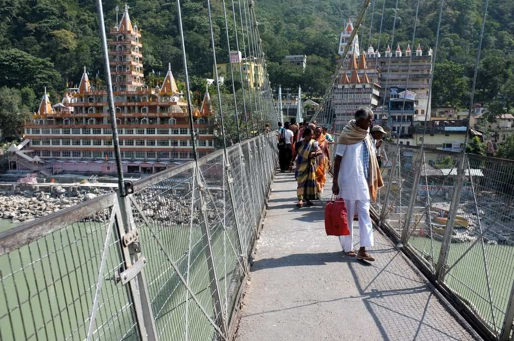 Lakshman Jhula travel image