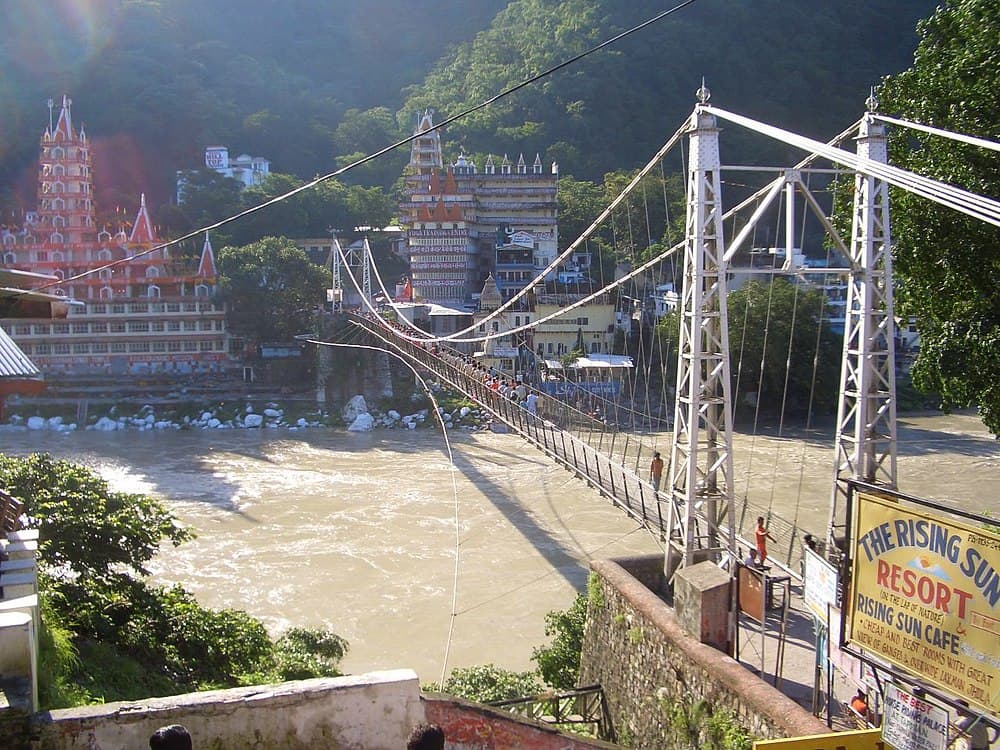 Lakshman Jhula travel image