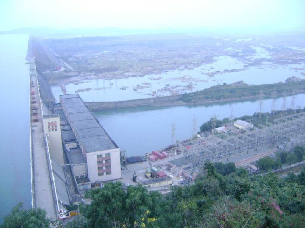 Hirakud Dam travel image
