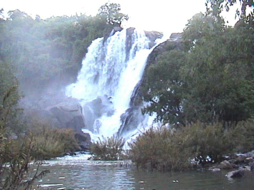 Shivanasamudra Falls travel image