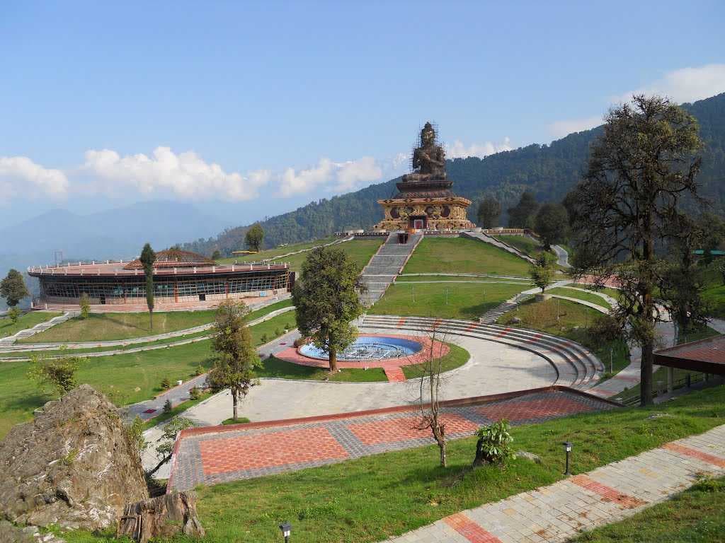 Borong travel image